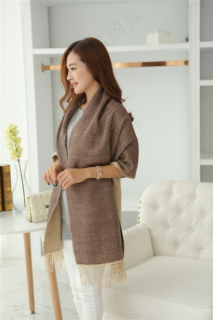 男人把美女的扒了摸动漫