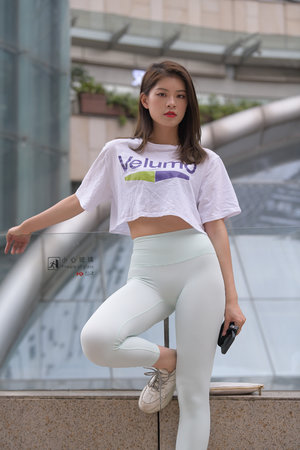 裙子下面的怪兽观看